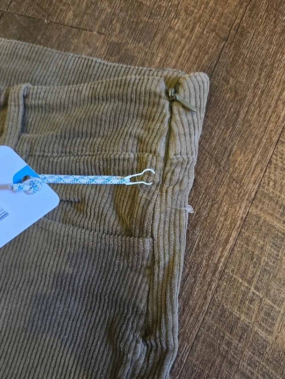 Olive Green Corduroy Pants sporting life. New with tags. - Picture 13 of 13